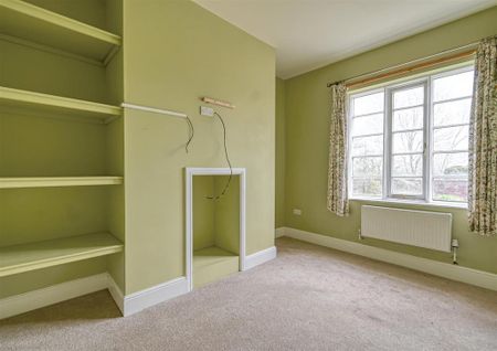 5 bedroom character property to rent - Photo 5