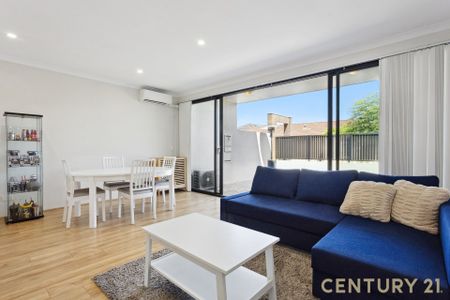 Contemporary Ground Floor Apartment Situated in Brilliant Central Location - Photo 3