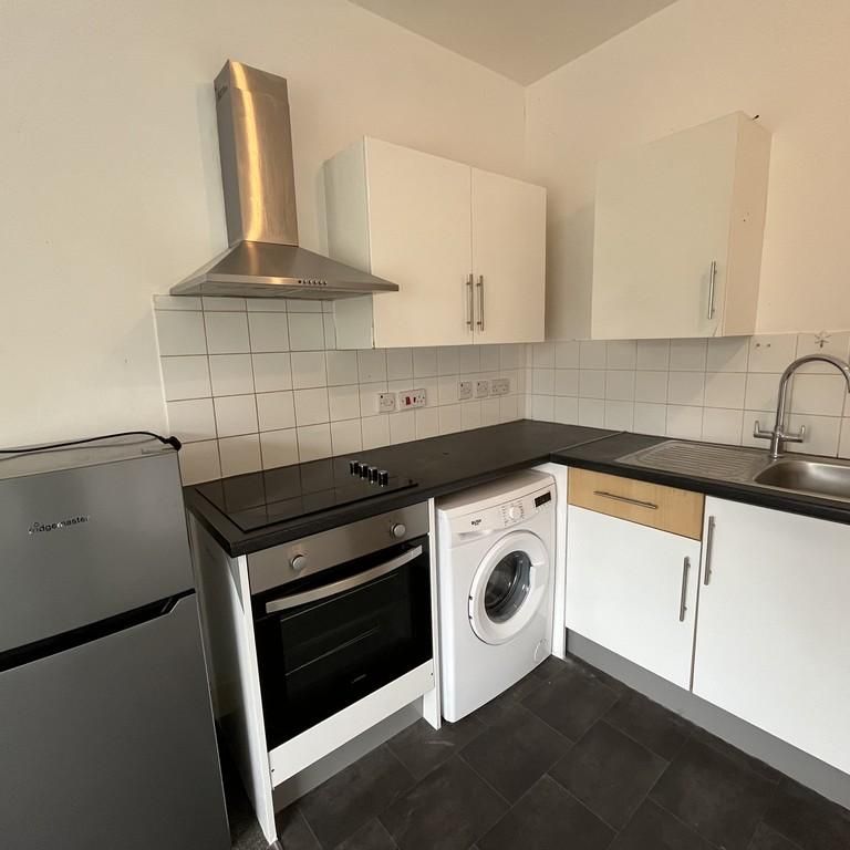 1 bedroom flat to rent - Photo 1