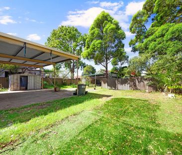 “Pet Friendly Family Home” - Photo 5