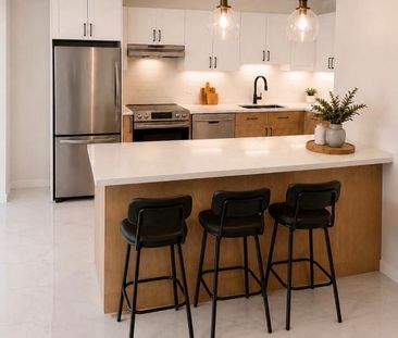 SUPERBE 3 1/2 PLUS BUREAU - Photo 2