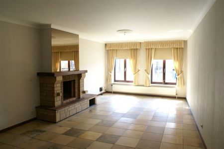 Mooi appartement op de Grote Markt van Sint-Truiden. - Foto 5