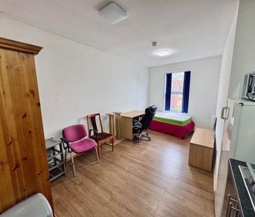 The Clock, Hyson Green, NG7, Property for rent - Photo 4