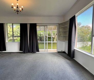Waikanae - 3 Bedrooms - Photo 1