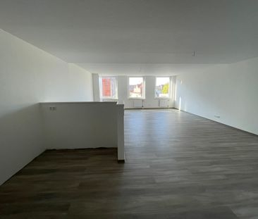 Geestland - Langen // Sanierte 2-Zimmer-Wohnung im Lindenhofcenter - Photo 3