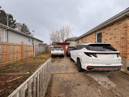 For Lease - 1227 Trafalgar Street, London East, Ontario - Photo 3