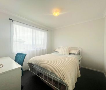 4 Arlington Street, Deanside, Vic 3336 - Photo 2