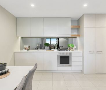 Contemporary Elegance - Photo 5