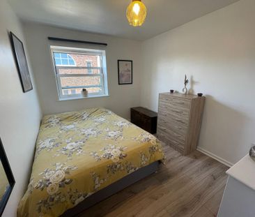 2 bedroom apartment to rent - Photo 4