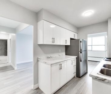 For Lease - 65 Thorncliffe Park Drive Unit# 907, Toronto, Ontario - Photo 5
