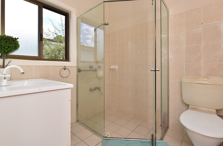 DELIGHTFUL & INVITING - Photo 3