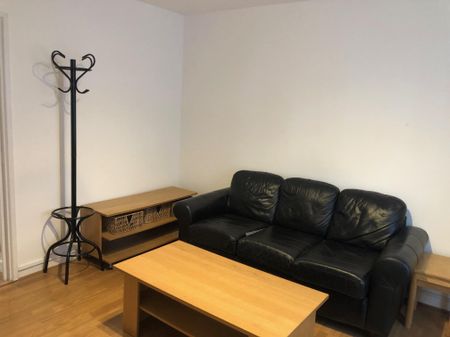 Clayton Street, London - Photo 2