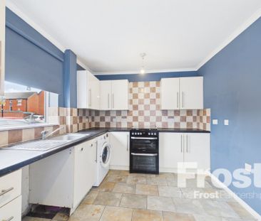 Kilross Road, Feltham, Middlesex,TW14 - Photo 4
