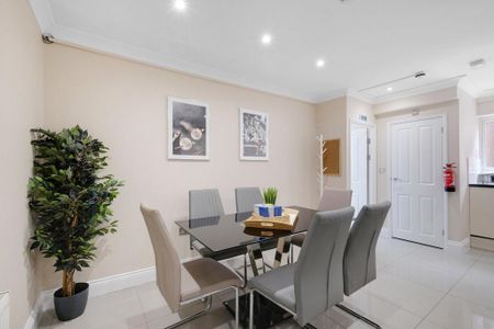 4 bedroom detached house to rent - Photo 5