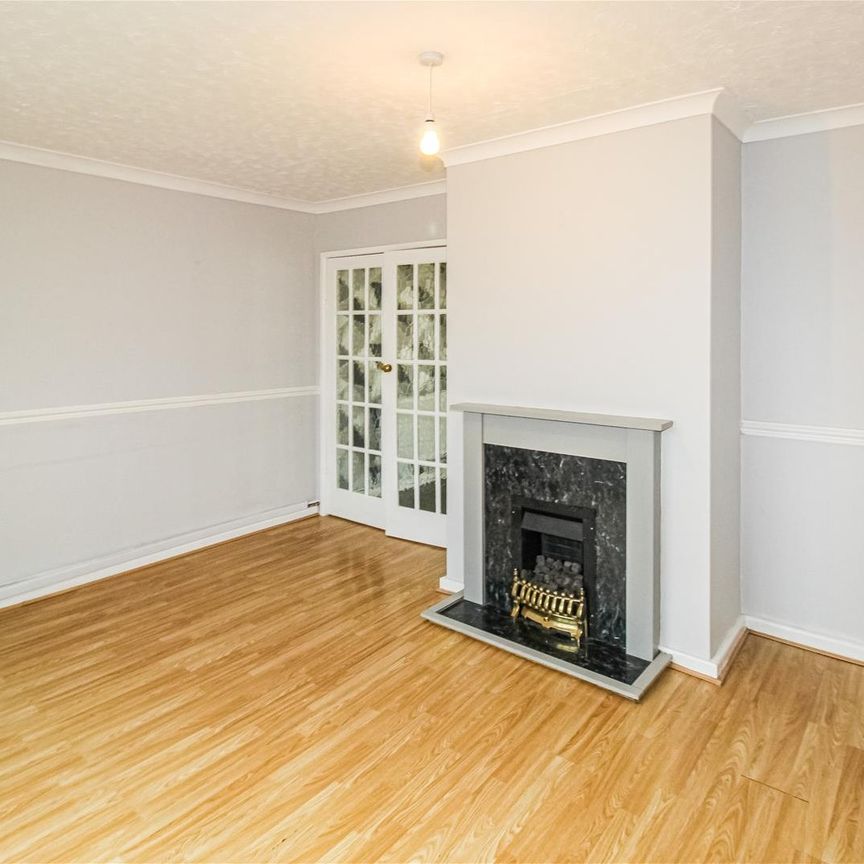 Westerton Road, Tingley, Wakefield - Photo 1