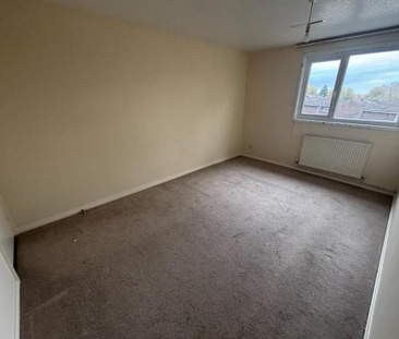 3 bedroom end of terrace house to rent - Photo 5