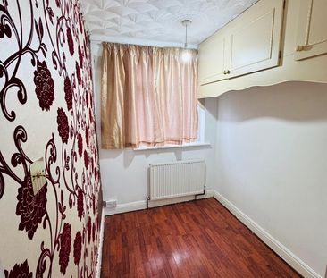 3 Bed Terraced House, Minehead Road, HA2 - Photo 6