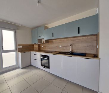 Location Appartement 3 pièces 63m² - Photo 4