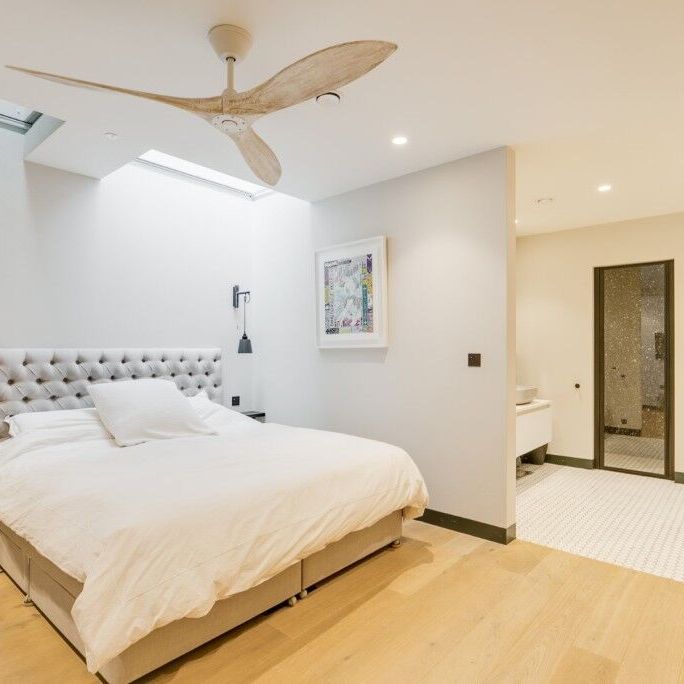3 Bedroom Flat To Let - Photo 1