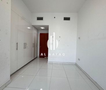 Most Luxurious 2BHK | Maid Room | Parking Free - Photo 2