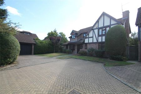 4 bedroom detached house to rent - Photo 4