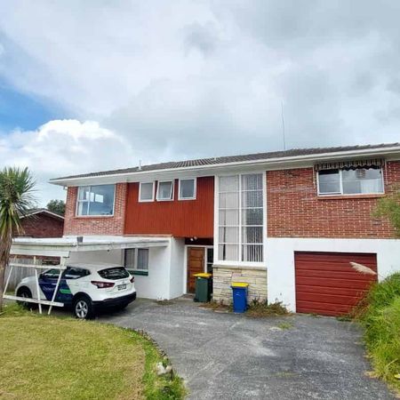 3 Bedroom Unit With Garage - Photo 3