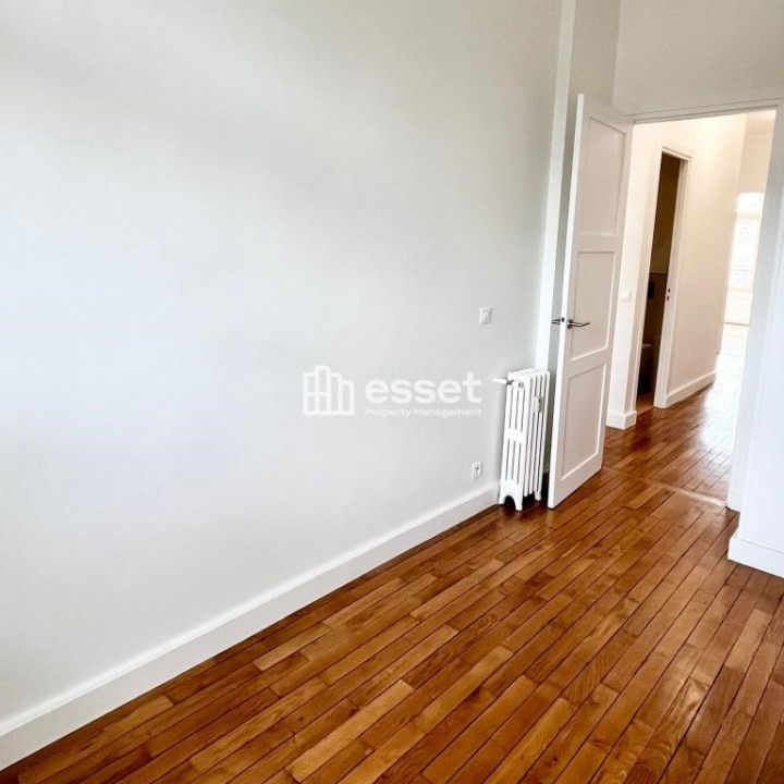 Appartement • Saint James-Général Koenig - Photo 1