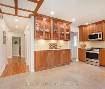 607 Shelley Ave, Ontario, Ottawa - Photo 1