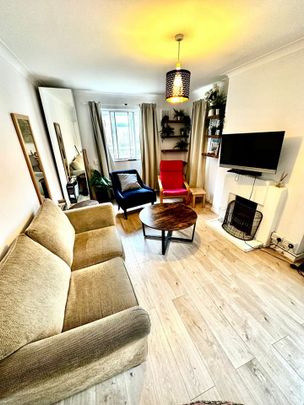 1 Bed Flat, Dron House, E1 - Photo 1