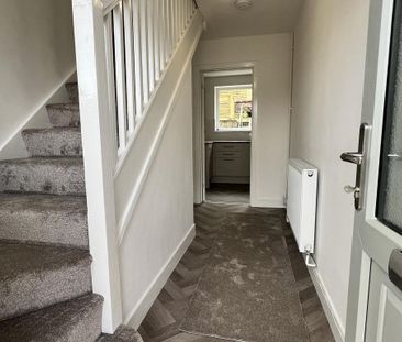 3 bedroom semi-detached house to rent - Photo 6