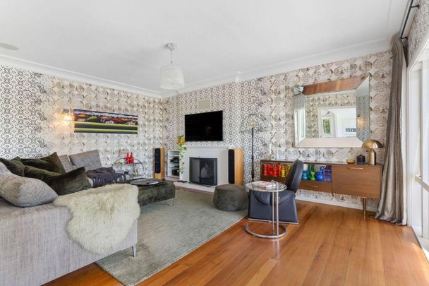 Executive Home on a Full Site with Swimming Pool - Photo 1