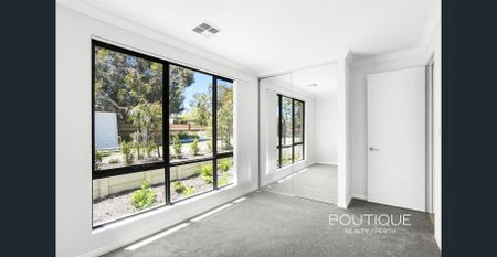 Experience luxury living - Brand New Home - Photo 4