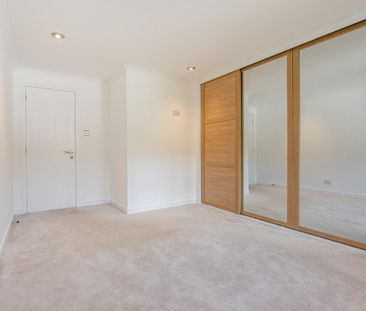 3 bedroom apartment to rent - Photo 2