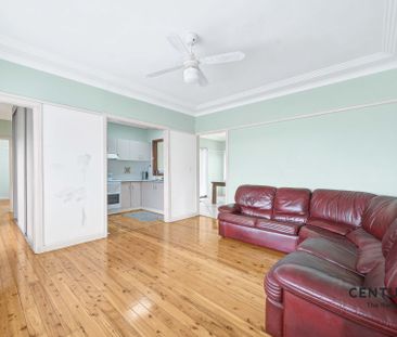 Spacious Family Home in a Quiet, Convenient Location! - Photo 3