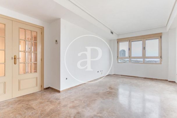 Flat for rent with Terrace in Ciutat de les Arts i de les Ciencies (Valencia) - Photo 1