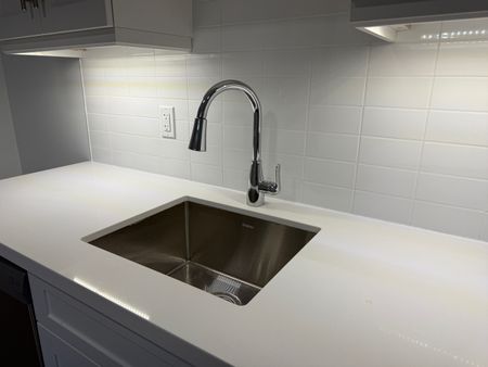 For Lease - 19 Regency Crescent Unit# 102, Whitby, Ontario - Photo 3