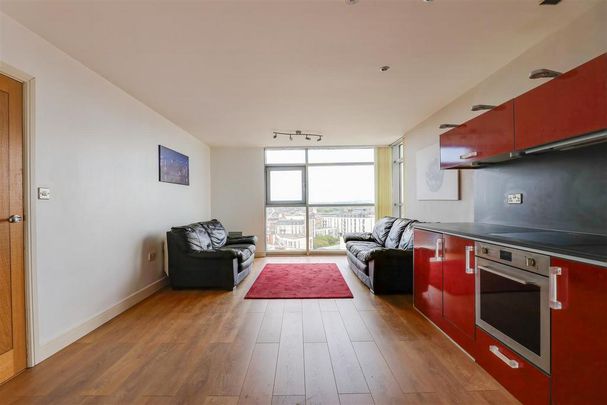 1 bedroom penthouse to rent - Photo 1