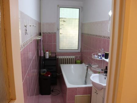 Piata Sudului garsoniera decomandata zona linistita gata de mutat - Photo 4