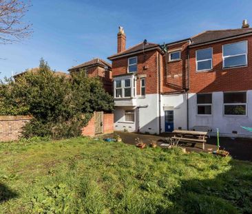 2 bedroom apartment to rent - Photo 6