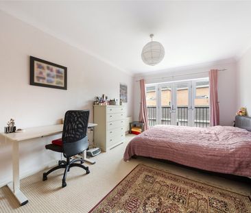 Pendenza, Stoke Road, KT11 - Photo 6