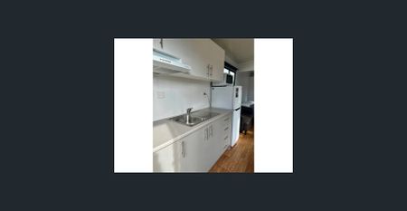 🏡 Studio Accommodation for Rent – Utilities included! - Photo 5