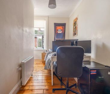 4 bedroom terraced house to rent - Photo 3