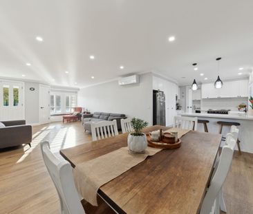 1b Meeking Drive, Pakenham, Vic 3810 - Photo 1