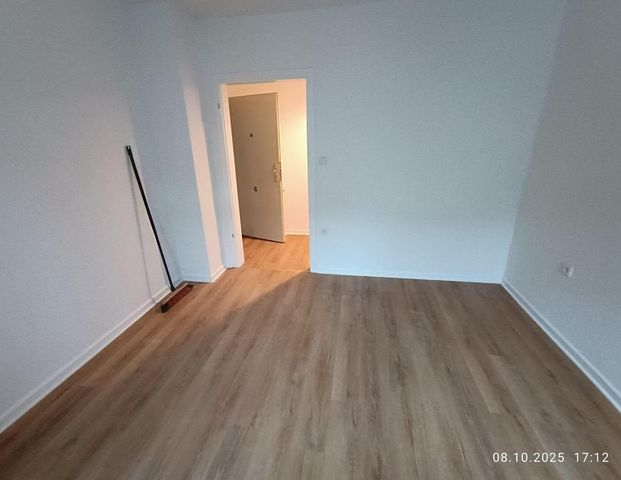 Renovierte 2 Zimmer Wohnung KDB - Foto 1
