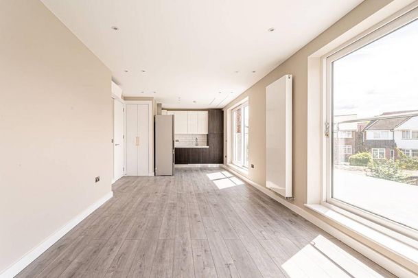 2 bedroom flat to rent - Photo 1