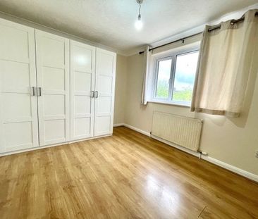 Millbrook Road East, Central - Photo 1