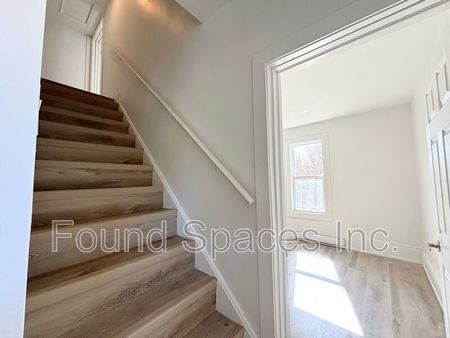 $2,095 / 4 br / 1 ba / 26 Cayuga st unit B - Photo 2