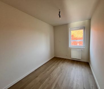 Centrum gelegen appartement met 2 slaapkamers - Photo 4