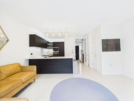 4 bedroom house to rent - Photo 3