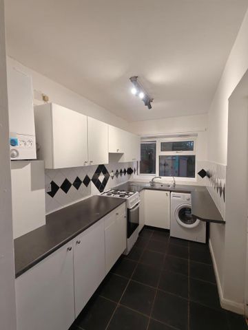 1 bedroom ground floor maisonette to rent - Photo 4